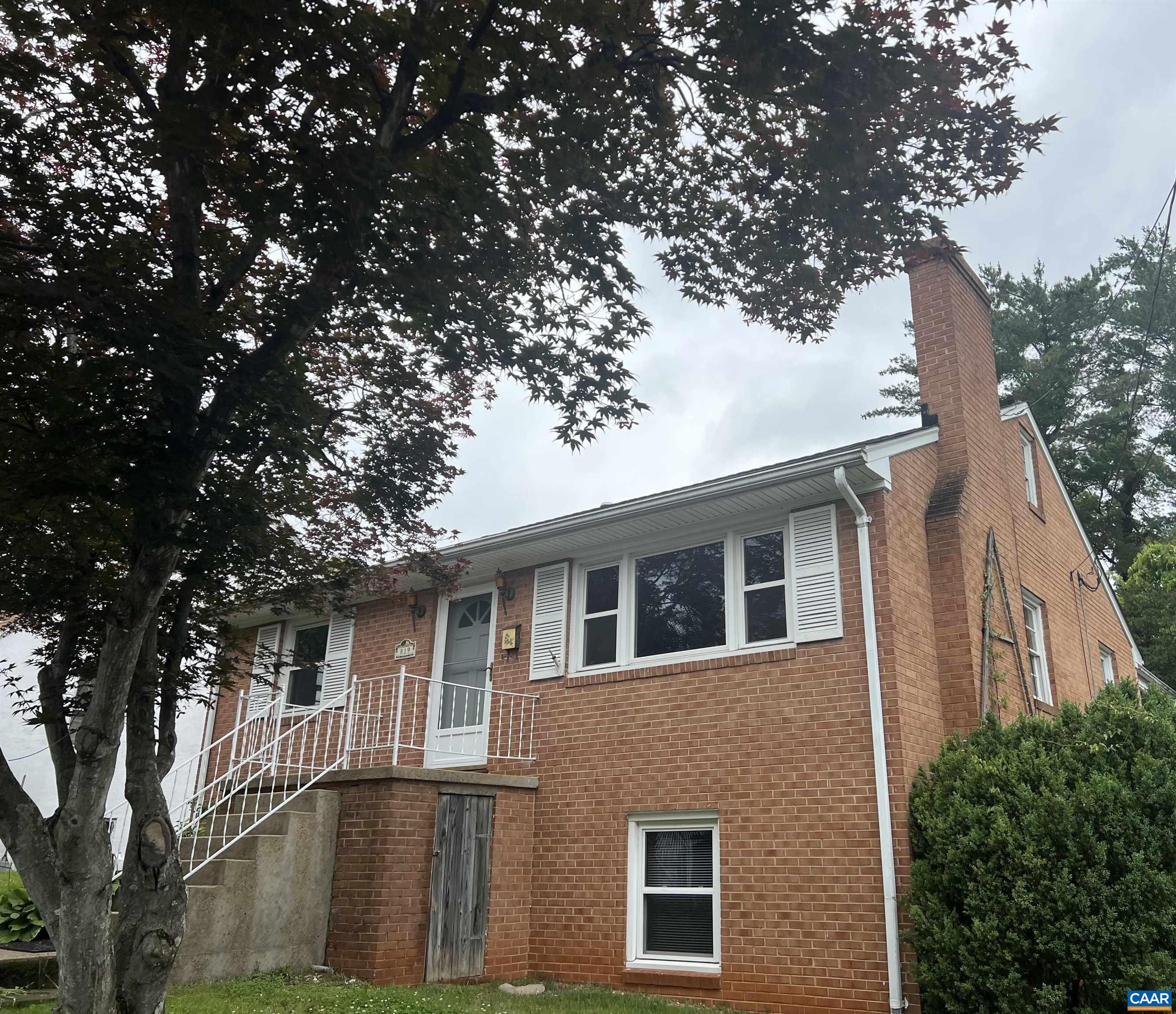 819 ELLIOTT AVE, CHARLOTTESVILLE, Virginia 22902, 3 Bedrooms Bedrooms, ,2 BathroomsBathrooms,Residential,819 ELLIOTT AVE,665552 MLS # 665552