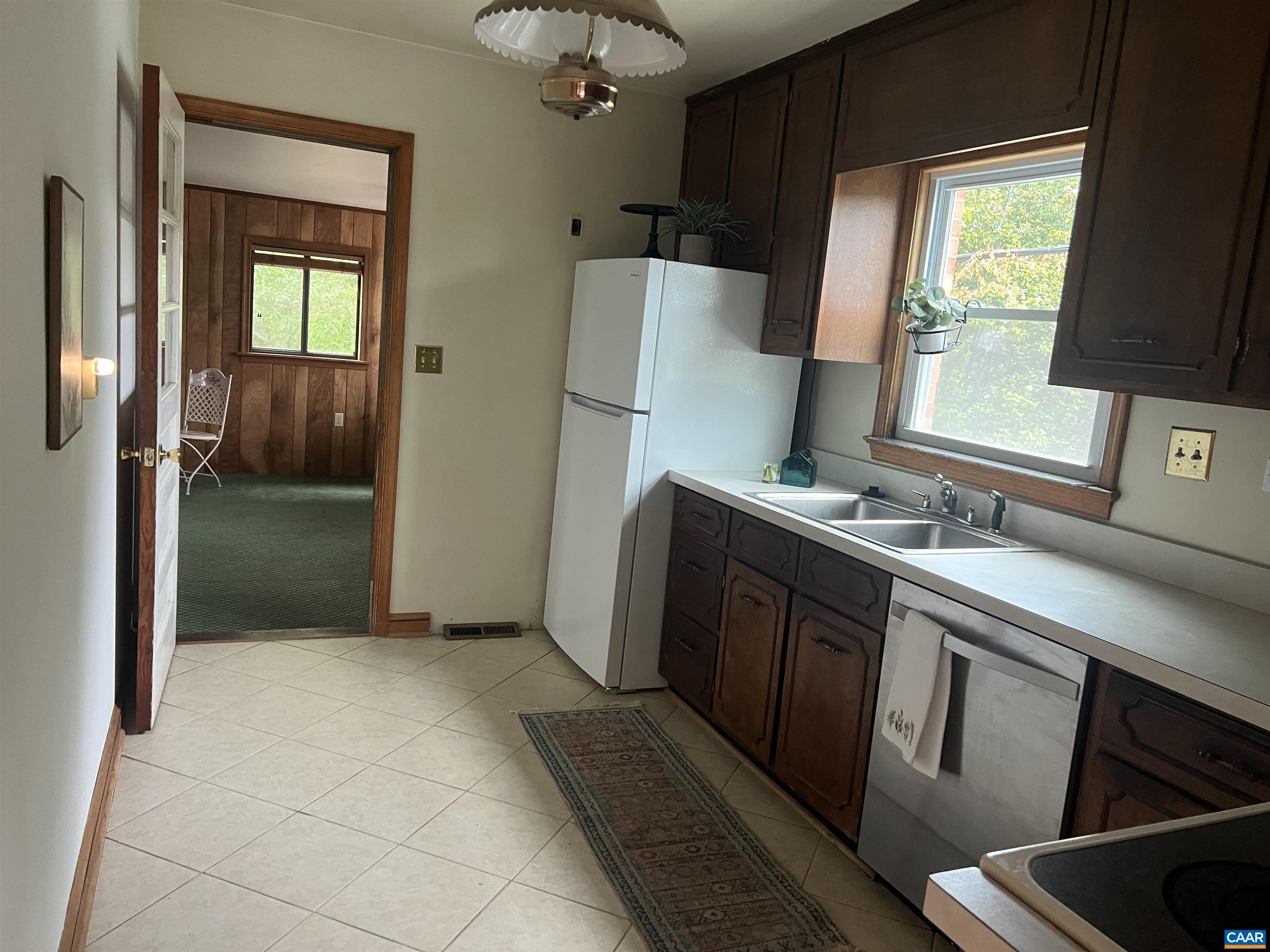 819 ELLIOTT AVE, CHARLOTTESVILLE, Virginia 22902, 3 Bedrooms Bedrooms, ,2 BathroomsBathrooms,Residential,819 ELLIOTT AVE,665552 MLS # 665552