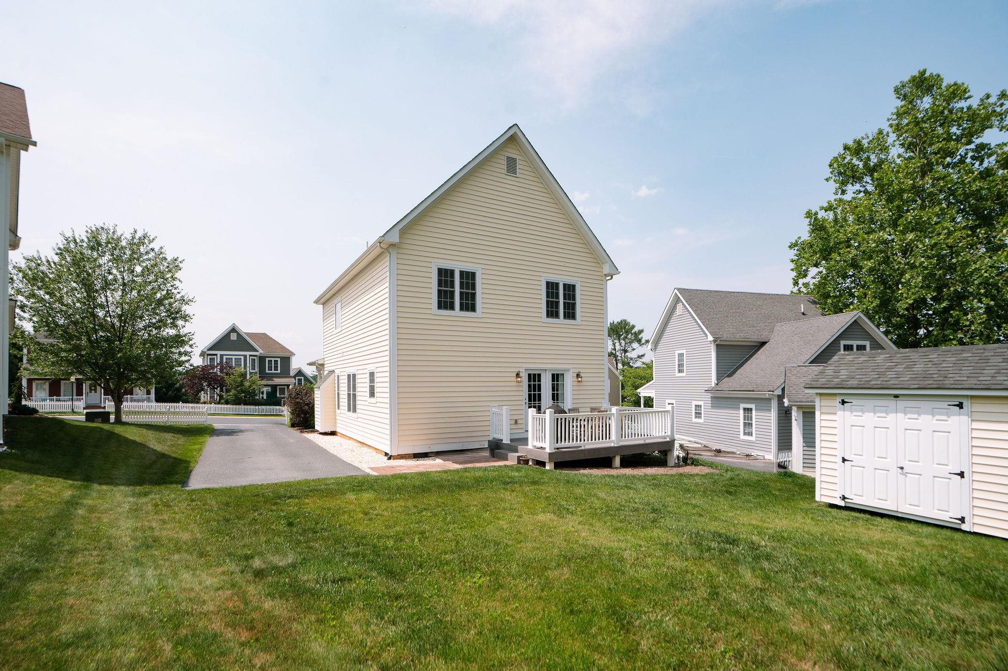 103 BELL CREEK DR, STAUNTON, Virginia 24401, 3 Bedrooms Bedrooms, ,2 BathroomsBathrooms,Residential,103 BELL CREEK DR,665554 MLS # 665554