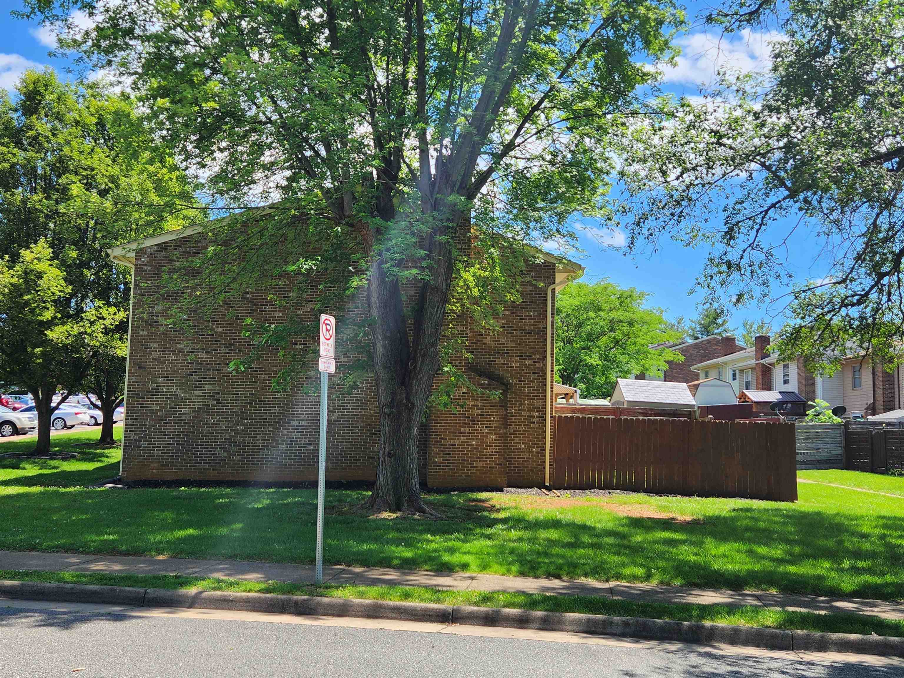1219 COUNTRY CLUB CT, HARRISONBURG, Virginia 22802, 3 Bedrooms Bedrooms, ,2 BathroomsBathrooms,Residential,1219 COUNTRY CLUB CT,665557 MLS # 665557