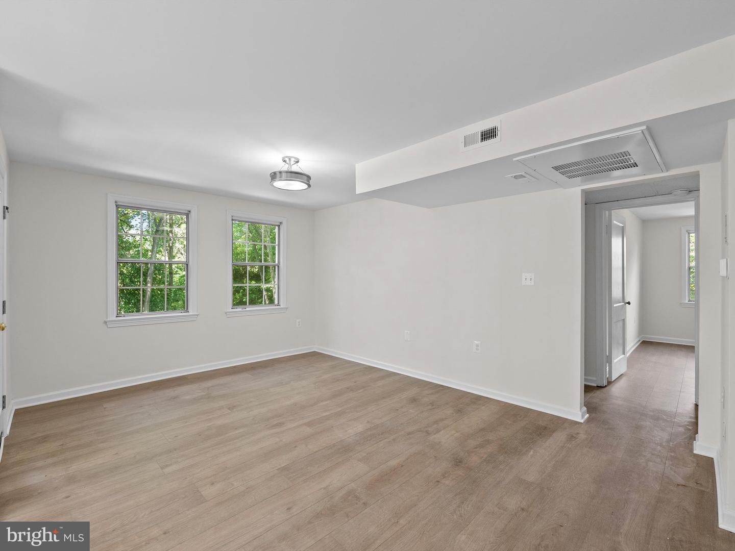 6727 W WAKEFIELD DR #A2, ALEXANDRIA, Virginia 22307, 2 Bedrooms Bedrooms, ,1 BathroomBathrooms,Residential,For sale,6727 W WAKEFIELD DR #A2,VAFX2244520 MLS # VAFX2244520