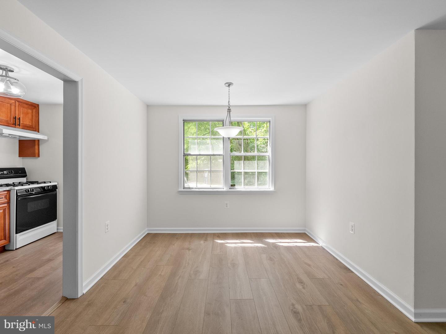 6727 W WAKEFIELD DR #A2, ALEXANDRIA, Virginia 22307, 2 Bedrooms Bedrooms, ,1 BathroomBathrooms,Residential,For sale,6727 W WAKEFIELD DR #A2,VAFX2244520 MLS # VAFX2244520