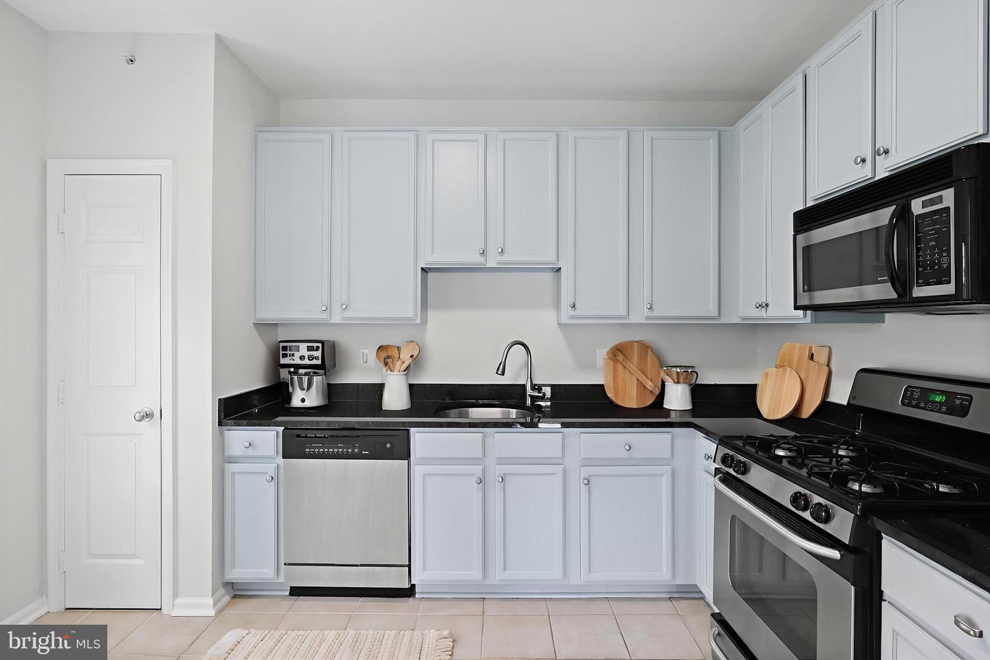 1511 N POINT DR #304, RESTON, Virginia 20194, 2 Bedrooms Bedrooms, ,2 BathroomsBathrooms,Residential,For sale,1511 N POINT DR #304,VAFX2244534 MLS # VAFX2244534