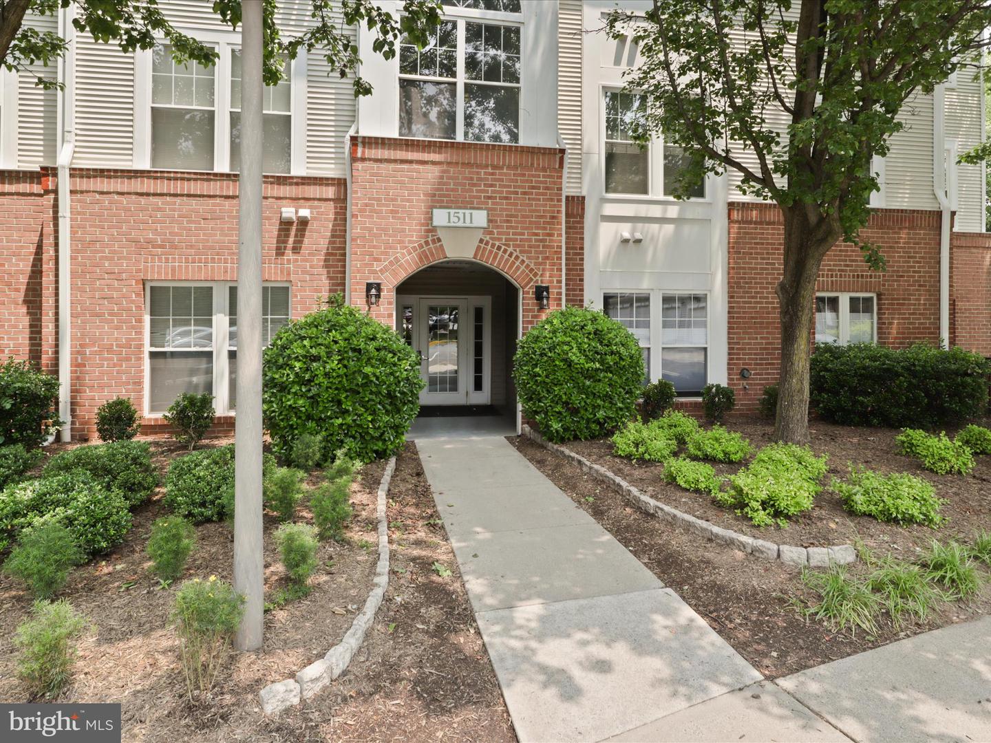 1511 N POINT DR #304, RESTON, Virginia 20194, 2 Bedrooms Bedrooms, ,2 BathroomsBathrooms,Residential,For sale,1511 N POINT DR #304,VAFX2244534 MLS # VAFX2244534
