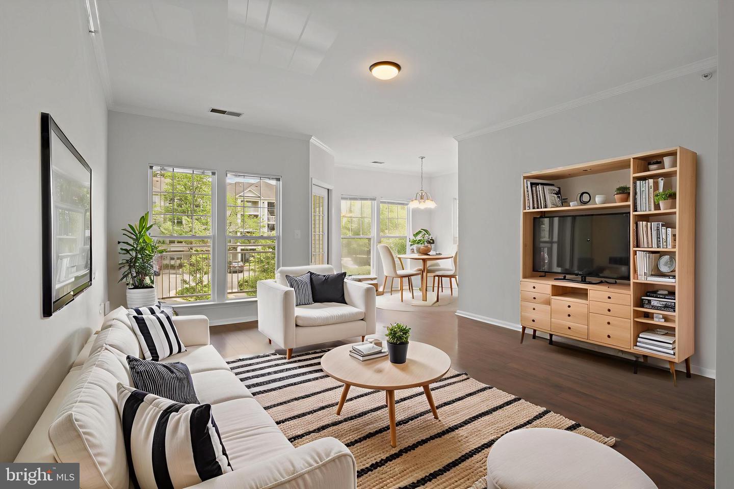 1511 N POINT DR #304, RESTON, Virginia 20194, 2 Bedrooms Bedrooms, ,2 BathroomsBathrooms,Residential,For sale,1511 N POINT DR #304,VAFX2244534 MLS # VAFX2244534