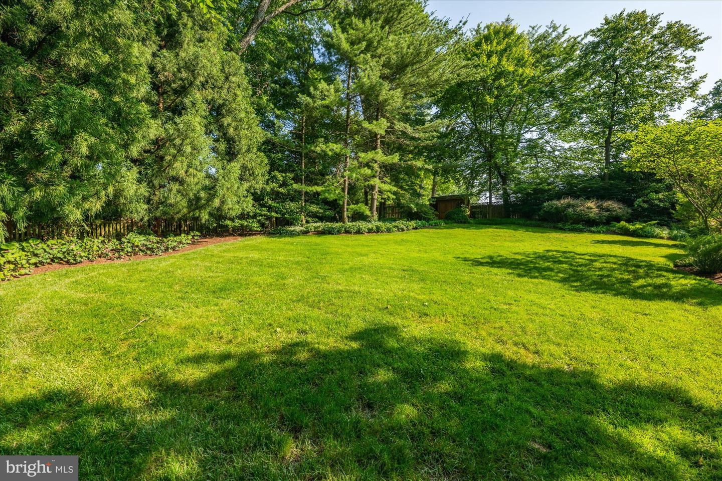 1091 OLD CEDAR RD, MCLEAN, Virginia 22102, 4 Bedrooms Bedrooms, ,4 BathroomsBathrooms,Residential,For sale,1091 OLD CEDAR RD,VAFX2244562 MLS # VAFX2244562