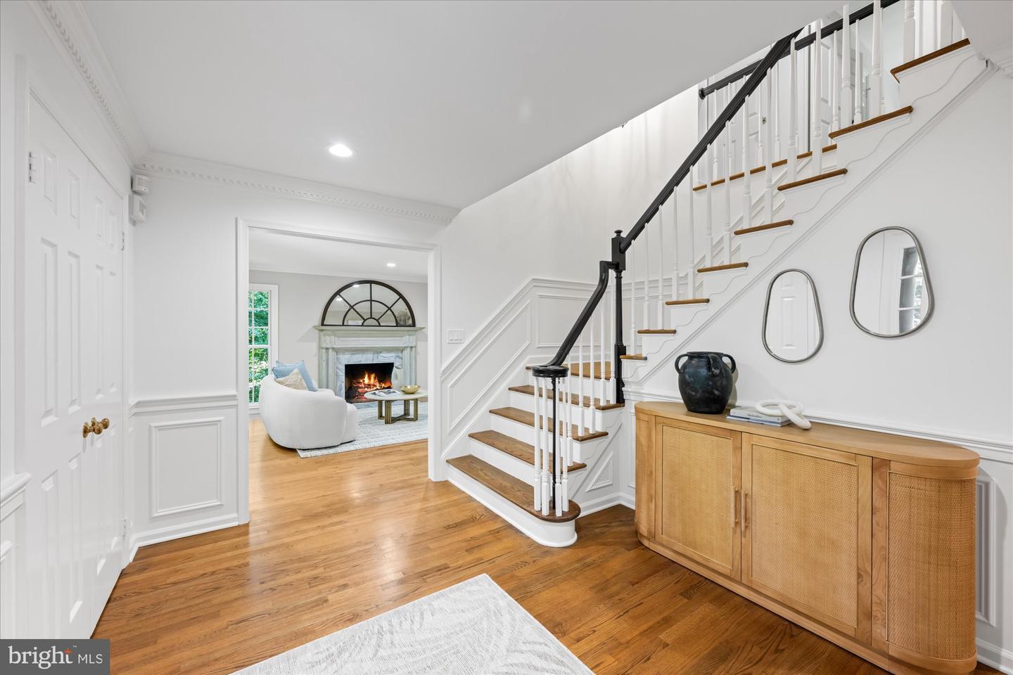 1091 OLD CEDAR RD, MCLEAN, Virginia 22102, 4 Bedrooms Bedrooms, ,4 BathroomsBathrooms,Residential,For sale,1091 OLD CEDAR RD,VAFX2244562 MLS # VAFX2244562