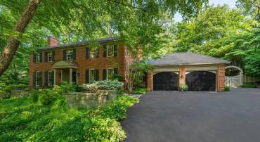 1091 OLD CEDAR RD, MCLEAN, Virginia 22102, 4 Bedrooms Bedrooms, ,4 BathroomsBathrooms,Residential,For sale,1091 OLD CEDAR RD,VAFX2244562 MLS # VAFX2244562