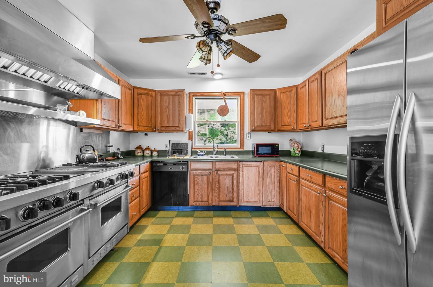 28099 HARBORTON RD, HARBORTON, Virginia 23389, 3 Bedrooms Bedrooms, ,2 BathroomsBathrooms,Residential,For sale,28099 HARBORTON RD,VAAC2001908 MLS # VAAC2001908