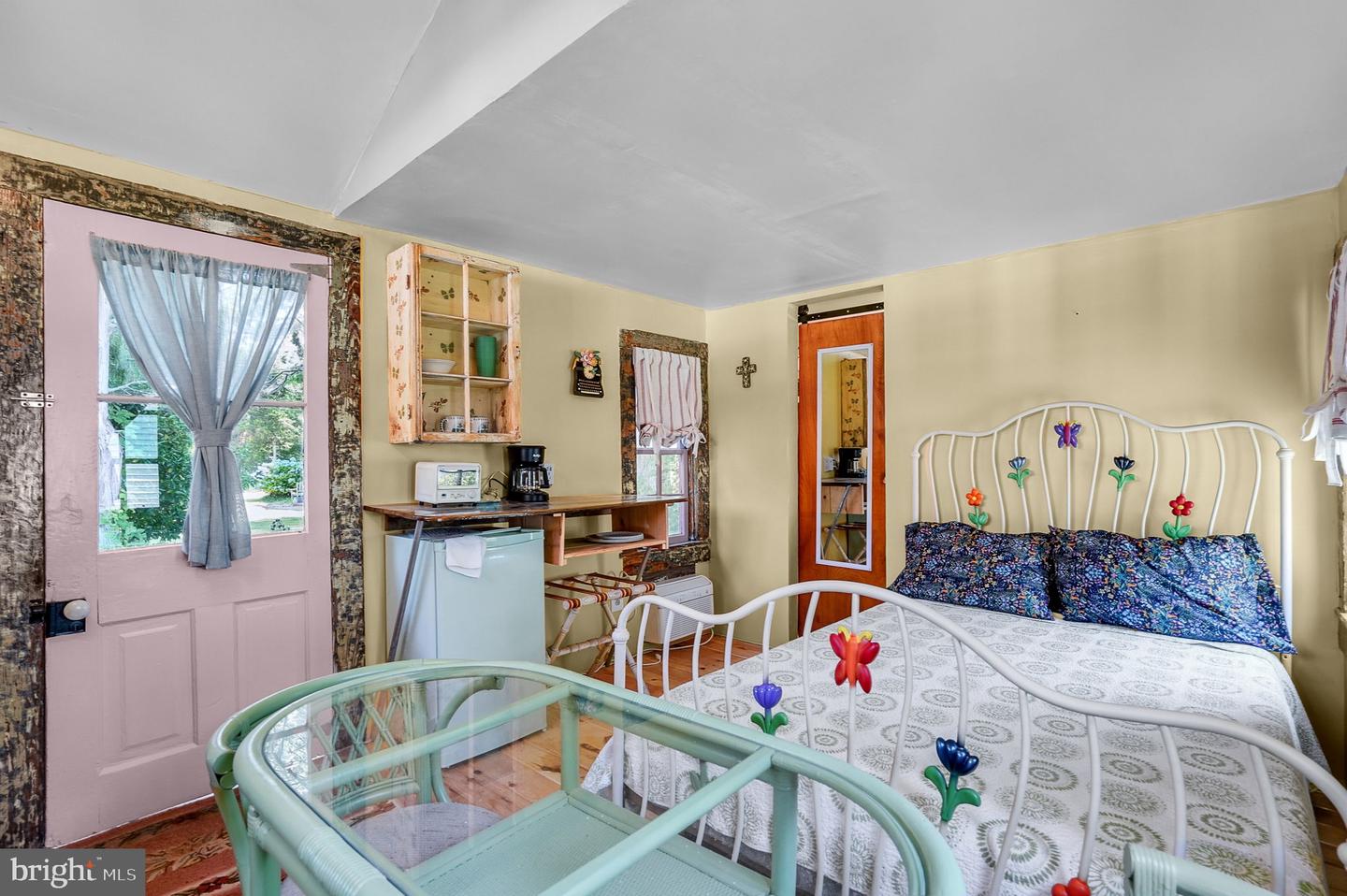 28099 HARBORTON RD, HARBORTON, Virginia 23389, 3 Bedrooms Bedrooms, ,2 BathroomsBathrooms,Residential,For sale,28099 HARBORTON RD,VAAC2001908 MLS # VAAC2001908