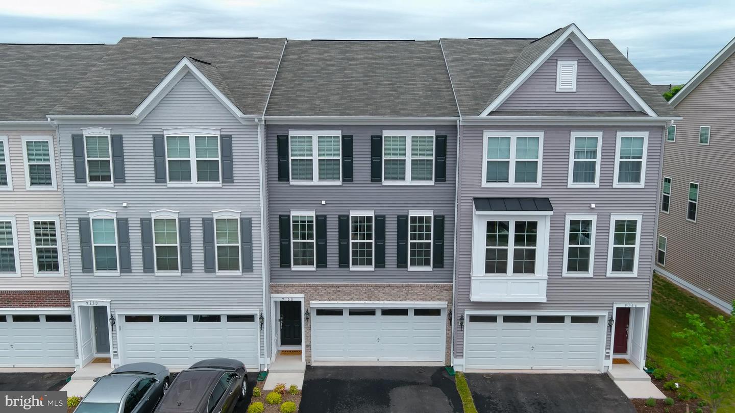 9168 WYCHE KNOLL LN, MANASSAS, Virginia 20110, 4 Bedrooms Bedrooms, ,3 BathroomsBathrooms,Residential,For sale,9168 WYCHE KNOLL LN,VAPW2095984 MLS # VAPW2095984