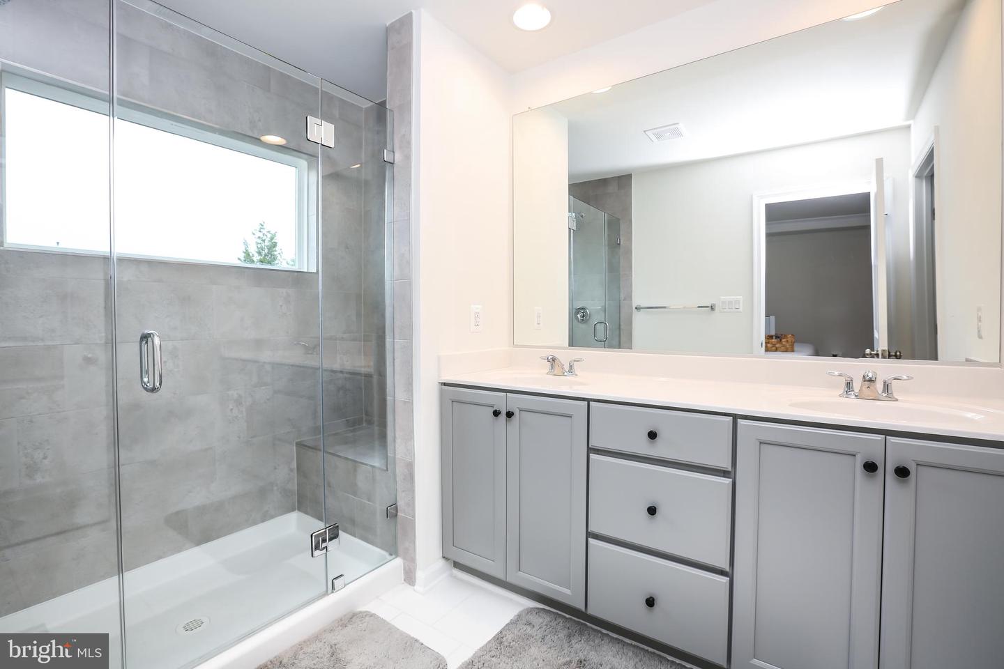 9168 WYCHE KNOLL LN, MANASSAS, Virginia 20110, 4 Bedrooms Bedrooms, ,3 BathroomsBathrooms,Residential,For sale,9168 WYCHE KNOLL LN,VAPW2095984 MLS # VAPW2095984