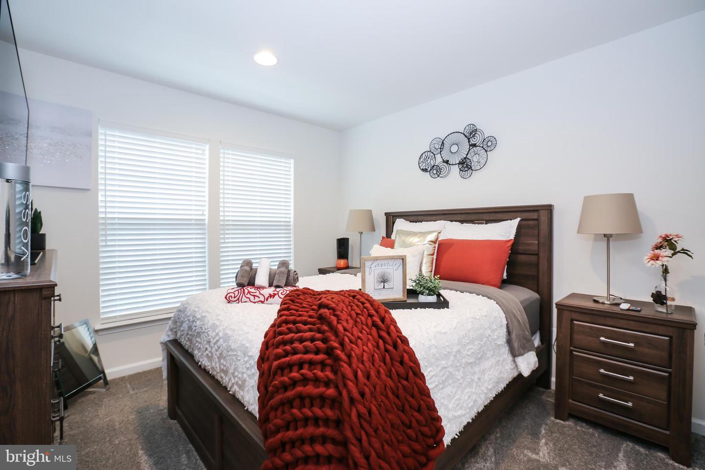 9168 WYCHE KNOLL LN, MANASSAS, Virginia 20110, 4 Bedrooms Bedrooms, ,3 BathroomsBathrooms,Residential,For sale,9168 WYCHE KNOLL LN,VAPW2095984 MLS # VAPW2095984