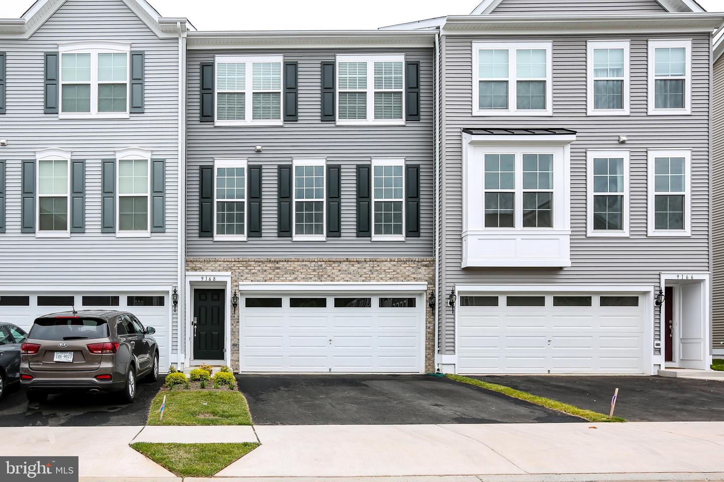 9168 WYCHE KNOLL LN, MANASSAS, Virginia 20110, 4 Bedrooms Bedrooms, ,3 BathroomsBathrooms,Residential,For sale,9168 WYCHE KNOLL LN,VAPW2095984 MLS # VAPW2095984