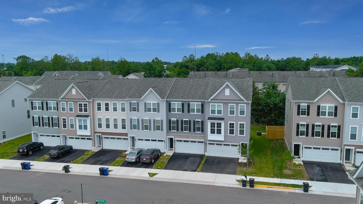 9168 WYCHE KNOLL LN, MANASSAS, Virginia 20110, 4 Bedrooms Bedrooms, ,3 BathroomsBathrooms,Residential,For sale,9168 WYCHE KNOLL LN,VAPW2095984 MLS # VAPW2095984