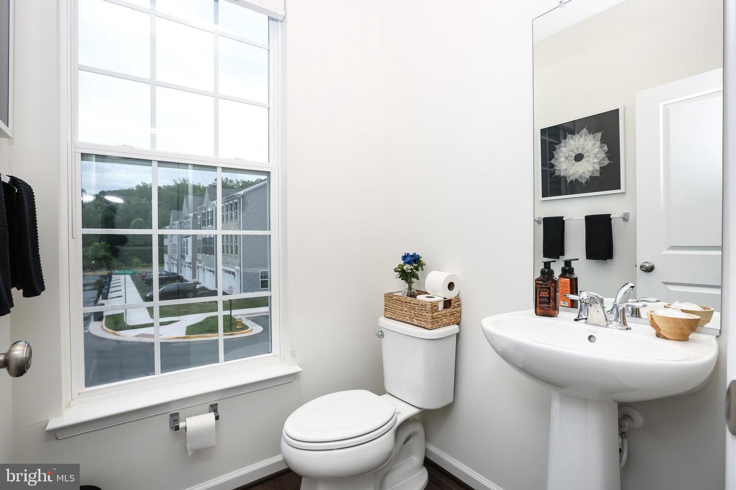 9168 WYCHE KNOLL LN, MANASSAS, Virginia 20110, 4 Bedrooms Bedrooms, ,3 BathroomsBathrooms,Residential,For sale,9168 WYCHE KNOLL LN,VAPW2095984 MLS # VAPW2095984