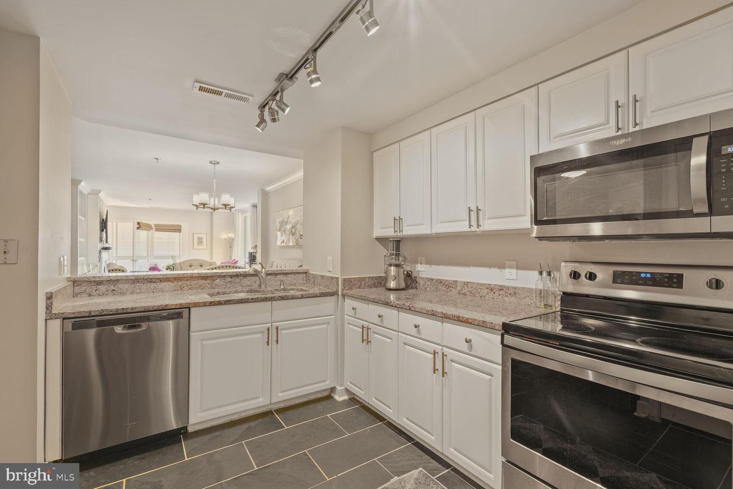 1050 N TAYLOR ST #1-710, ARLINGTON, Virginia 22201, 2 Bedrooms Bedrooms, ,2 BathroomsBathrooms,Residential,For sale,1050 N TAYLOR ST #1-710,VAAR2058530 MLS # VAAR2058530