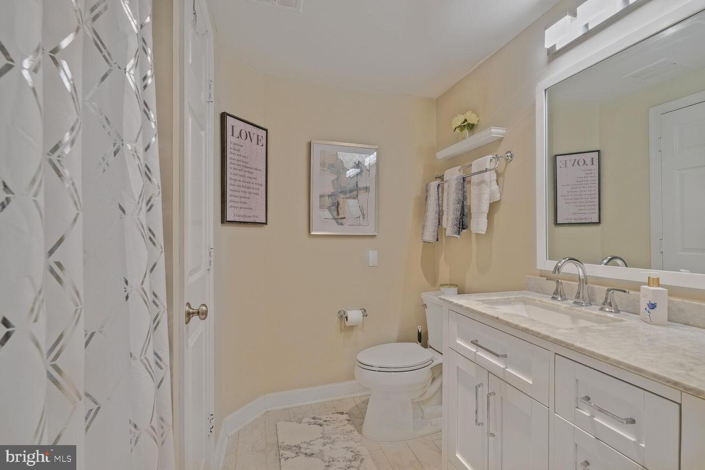 1050 N TAYLOR ST #1-710, ARLINGTON, Virginia 22201, 2 Bedrooms Bedrooms, ,2 BathroomsBathrooms,Residential,For sale,1050 N TAYLOR ST #1-710,VAAR2058530 MLS # VAAR2058530