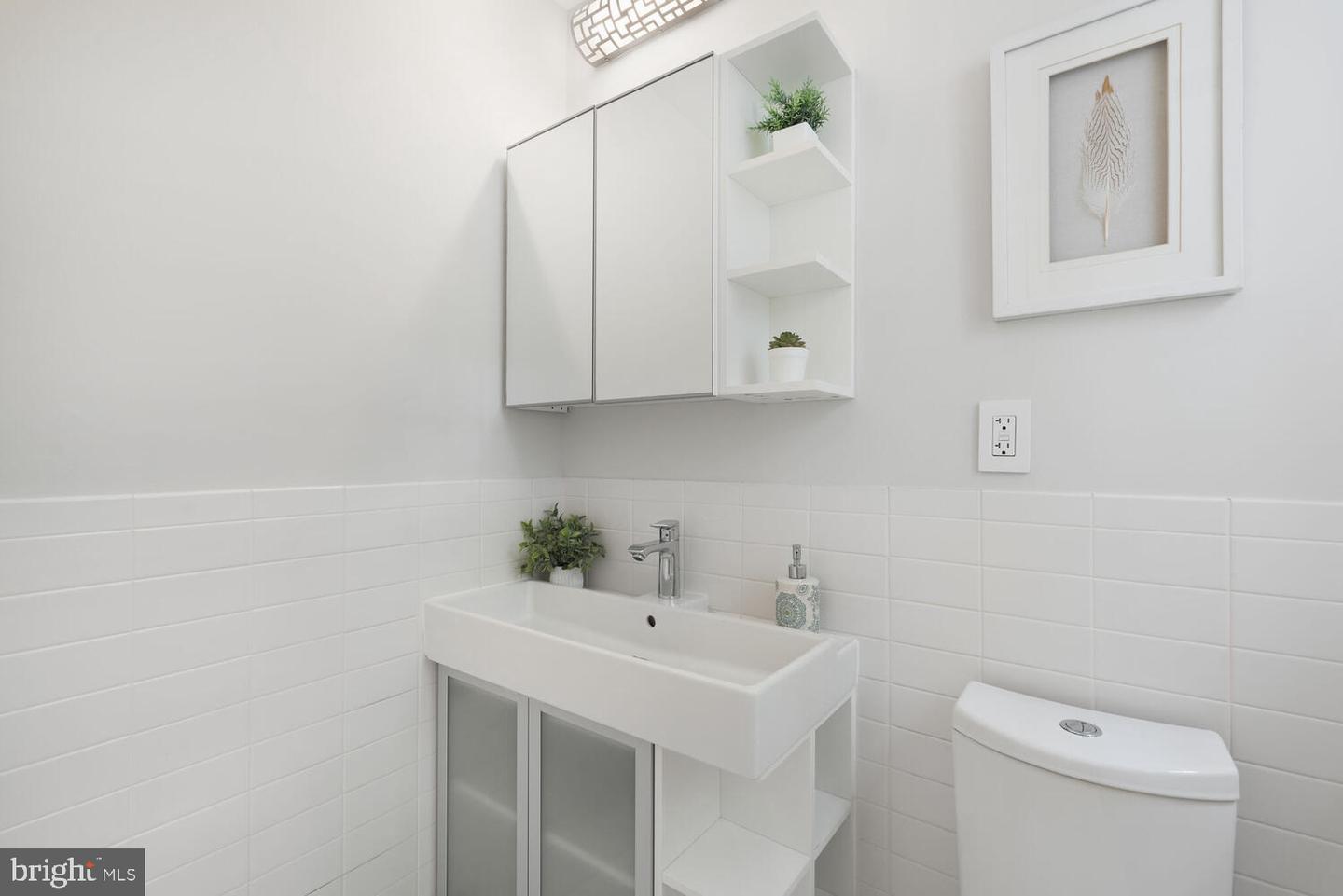 3430 39TH ST NW #B698, WASHINGTON, District Of Columbia 20016, 2 Bedrooms Bedrooms, ,2 BathroomsBathrooms,Residential,For sale,3430 39TH ST NW #B698,DCDC2203562 MLS # DCDC2203562