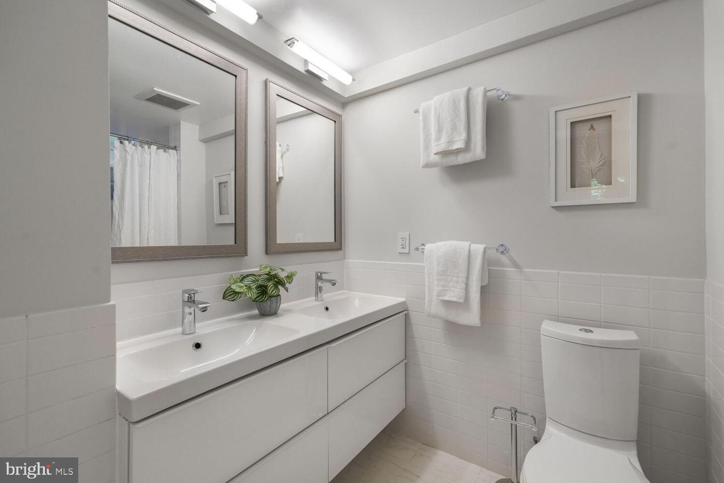 3430 39TH ST NW #B698, WASHINGTON, District Of Columbia 20016, 2 Bedrooms Bedrooms, ,2 BathroomsBathrooms,Residential,For sale,3430 39TH ST NW #B698,DCDC2203562 MLS # DCDC2203562