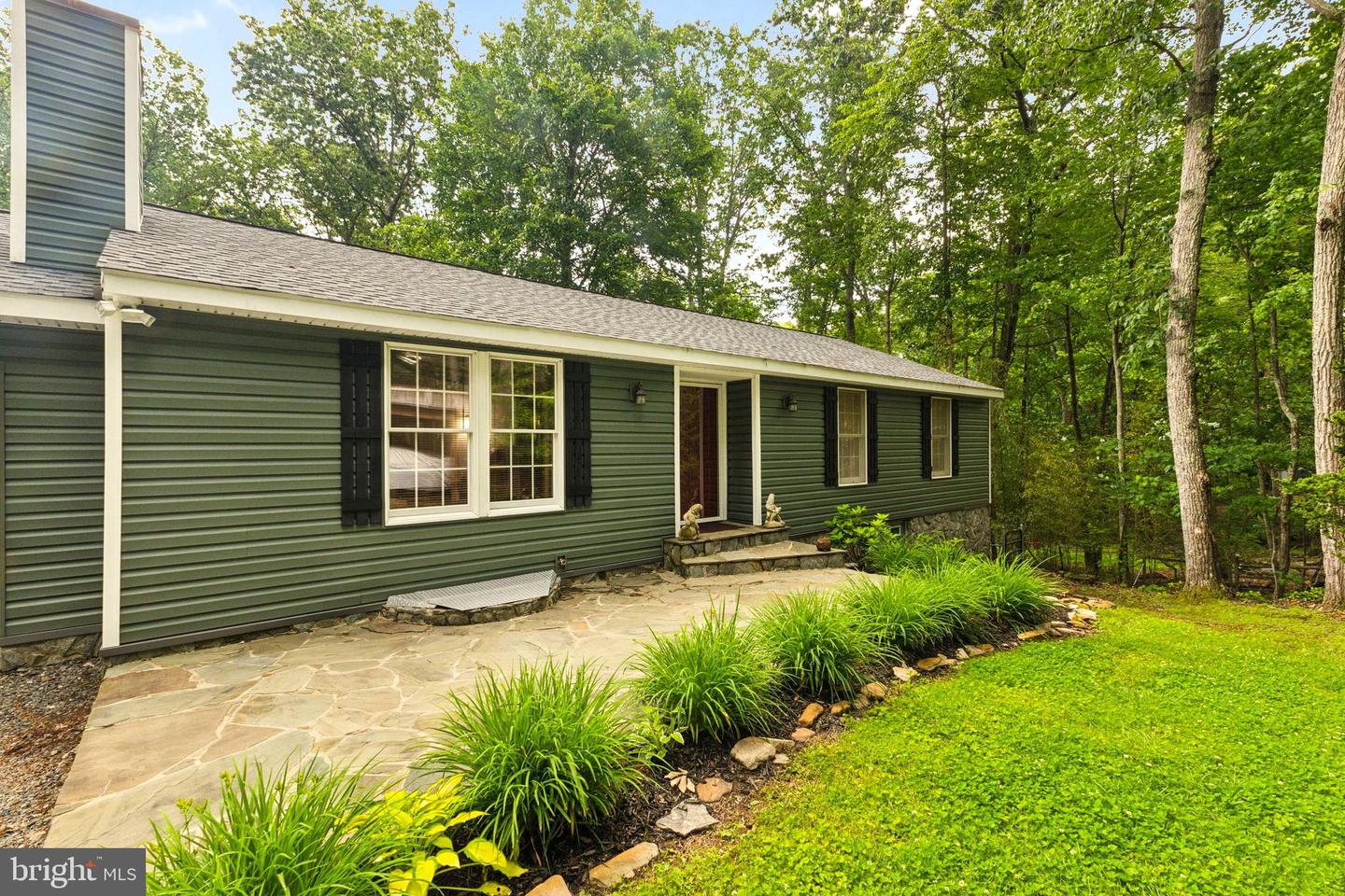 1399 MERCER RD, HAYMARKET, Virginia 20169, 3 Bedrooms Bedrooms, ,3 BathroomsBathrooms,Residential,For sale,1399 MERCER RD,VAPW2096006 MLS # VAPW2096006