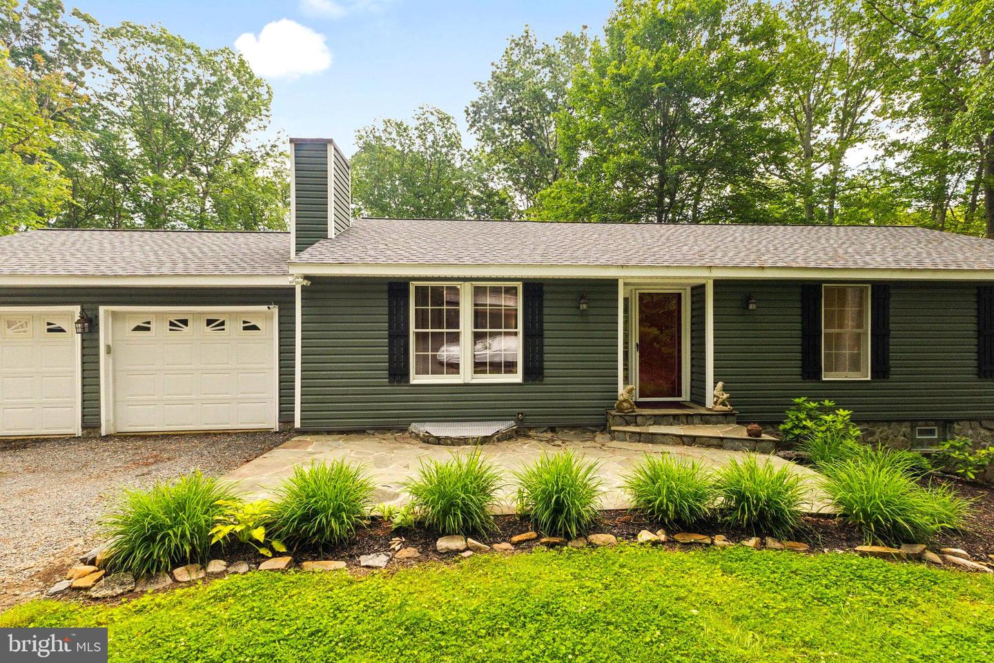 1399 MERCER RD, HAYMARKET, Virginia 20169, 3 Bedrooms Bedrooms, ,3 BathroomsBathrooms,Residential,For sale,1399 MERCER RD,VAPW2096006 MLS # VAPW2096006