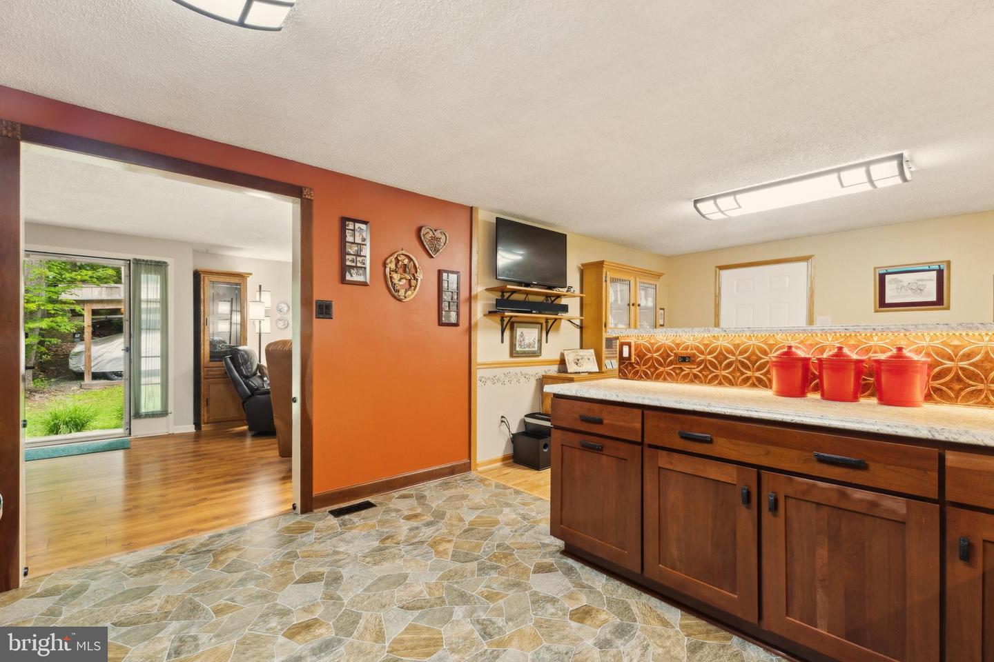 1399 MERCER RD, HAYMARKET, Virginia 20169, 3 Bedrooms Bedrooms, ,3 BathroomsBathrooms,Residential,For sale,1399 MERCER RD,VAPW2096006 MLS # VAPW2096006
