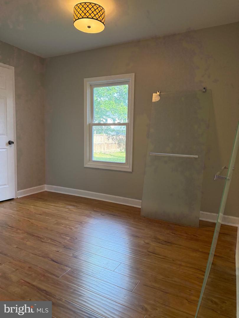5314 GREENTREE DR, FREDERICKSBURG, Virginia 22407, 4 Bedrooms Bedrooms, 5 Rooms Rooms,2 BathroomsBathrooms,Residential,For sale,5314 GREENTREE DR,VASP2033610 MLS # VASP2033610