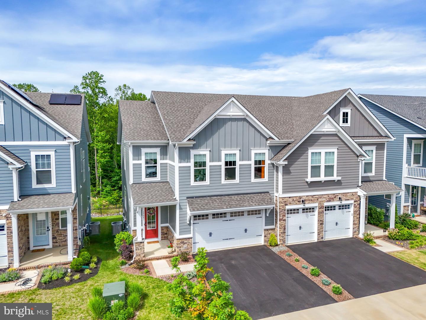 17941 WOODS OVERLOOK DR, DUMFRIES, Virginia 22026, 5 Bedrooms Bedrooms, ,3 BathroomsBathrooms,Residential,For sale,17941 WOODS OVERLOOK DR,VAPW2096018 MLS # VAPW2096018