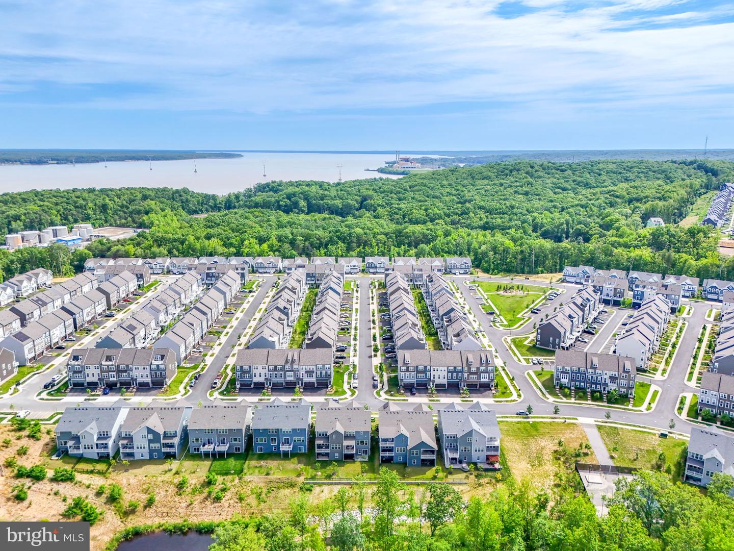 17941 WOODS OVERLOOK DR, DUMFRIES, Virginia 22026, 5 Bedrooms Bedrooms, ,3 BathroomsBathrooms,Residential,For sale,17941 WOODS OVERLOOK DR,VAPW2096018 MLS # VAPW2096018