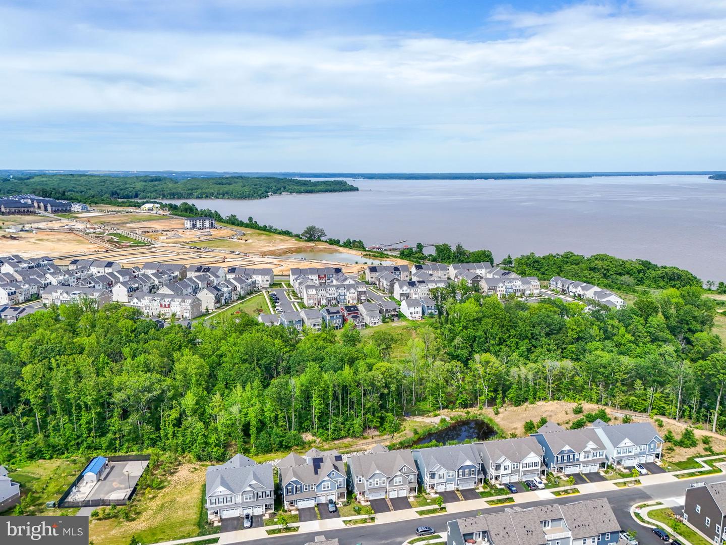 17941 WOODS OVERLOOK DR, DUMFRIES, Virginia 22026, 5 Bedrooms Bedrooms, ,3 BathroomsBathrooms,Residential,For sale,17941 WOODS OVERLOOK DR,VAPW2096018 MLS # VAPW2096018