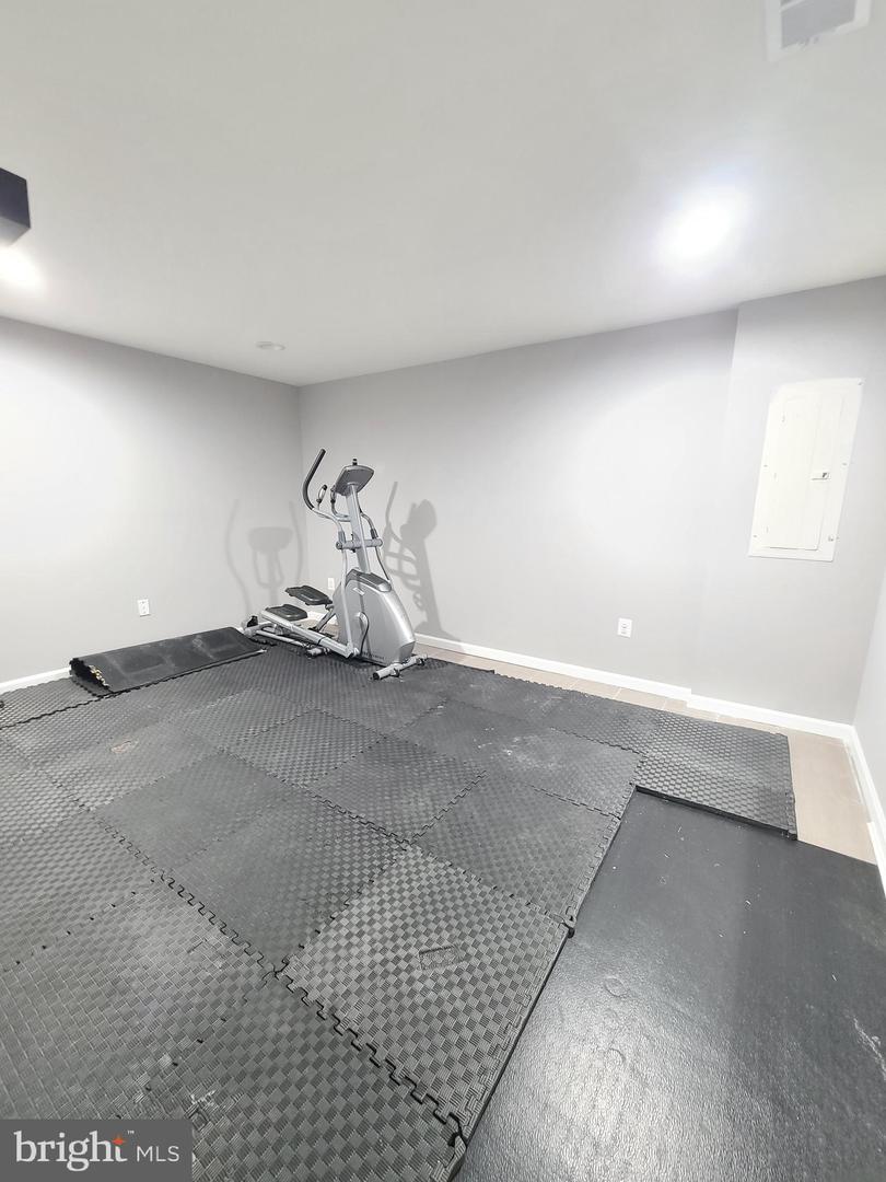 9423 RESERVOIR RD, FREDERICKSBURG, Virginia 22407, 4 Bedrooms Bedrooms, ,3 BathroomsBathrooms,Residential,For sale,9423 RESERVOIR RD,VASP2033612 MLS # VASP2033612