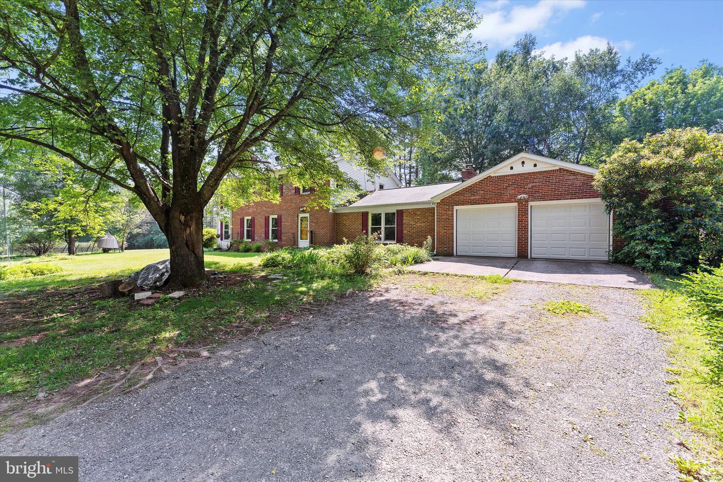 39350 RICKARD RD, LOVETTSVILLE, Virginia 20180, 4 Bedrooms Bedrooms, ,3 BathroomsBathrooms,Residential,For sale,39350 RICKARD RD,VALO2098488 MLS # VALO2098488