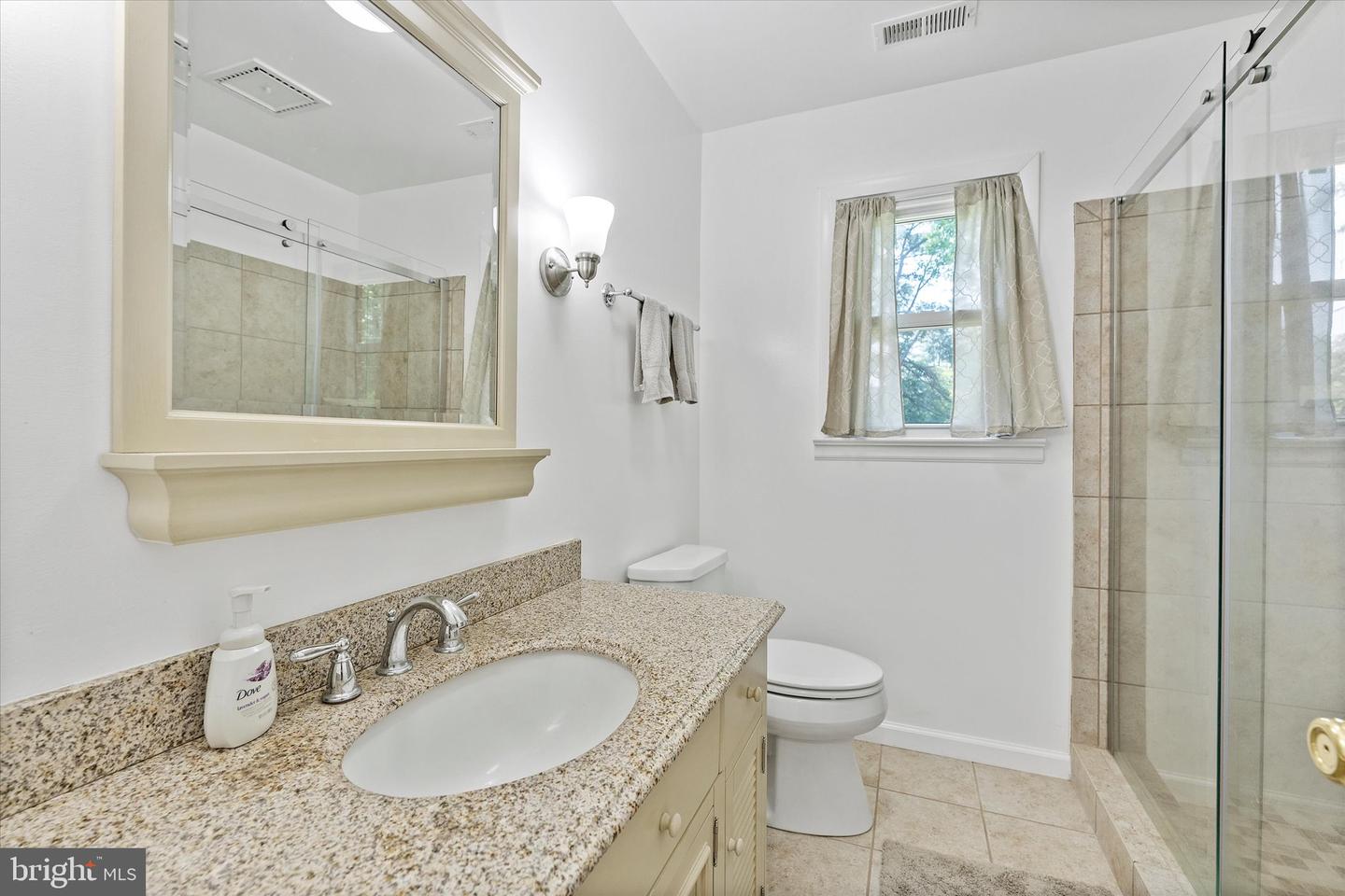 39350 RICKARD RD, LOVETTSVILLE, Virginia 20180, 4 Bedrooms Bedrooms, ,3 BathroomsBathrooms,Residential,For sale,39350 RICKARD RD,VALO2098488 MLS # VALO2098488