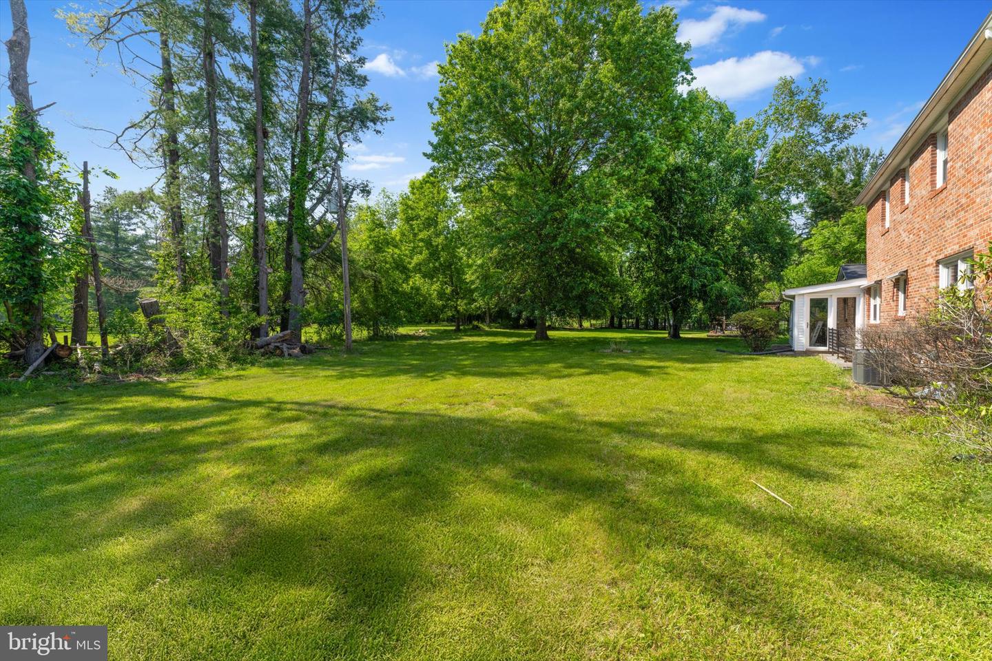 39350 RICKARD RD, LOVETTSVILLE, Virginia 20180, 4 Bedrooms Bedrooms, ,3 BathroomsBathrooms,Residential,For sale,39350 RICKARD RD,VALO2098488 MLS # VALO2098488