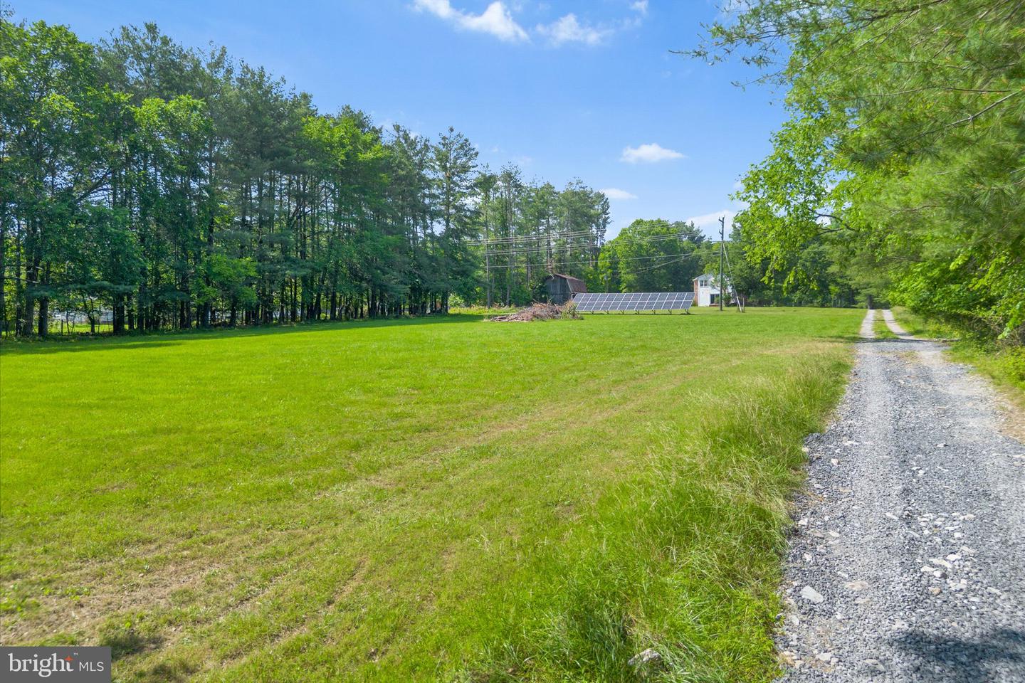 39350 RICKARD RD, LOVETTSVILLE, Virginia 20180, 4 Bedrooms Bedrooms, ,3 BathroomsBathrooms,Residential,For sale,39350 RICKARD RD,VALO2098488 MLS # VALO2098488