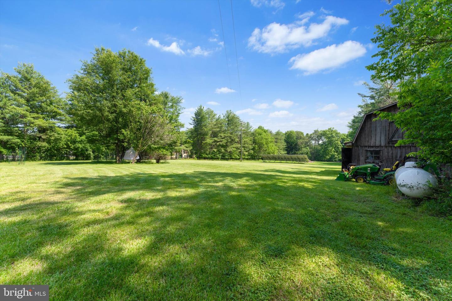 39350 RICKARD RD, LOVETTSVILLE, Virginia 20180, 4 Bedrooms Bedrooms, ,3 BathroomsBathrooms,Residential,For sale,39350 RICKARD RD,VALO2098488 MLS # VALO2098488