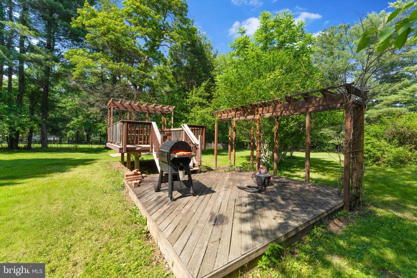 39350 RICKARD RD, LOVETTSVILLE, Virginia 20180, 4 Bedrooms Bedrooms, ,3 BathroomsBathrooms,Residential,For sale,39350 RICKARD RD,VALO2098488 MLS # VALO2098488