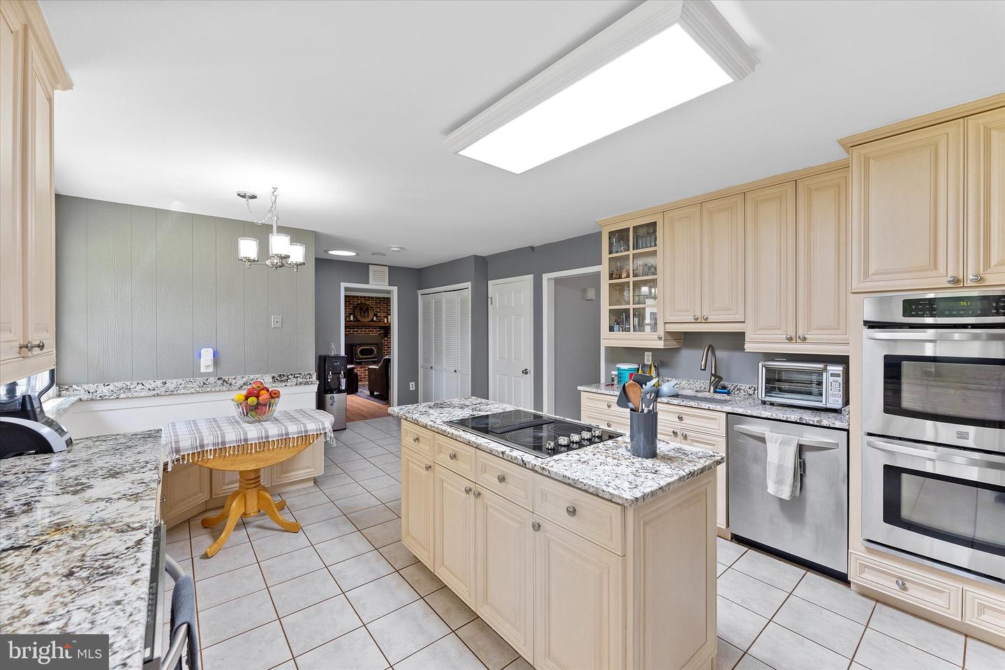 39350 RICKARD RD, LOVETTSVILLE, Virginia 20180, 4 Bedrooms Bedrooms, ,3 BathroomsBathrooms,Residential,For sale,39350 RICKARD RD,VALO2098488 MLS # VALO2098488