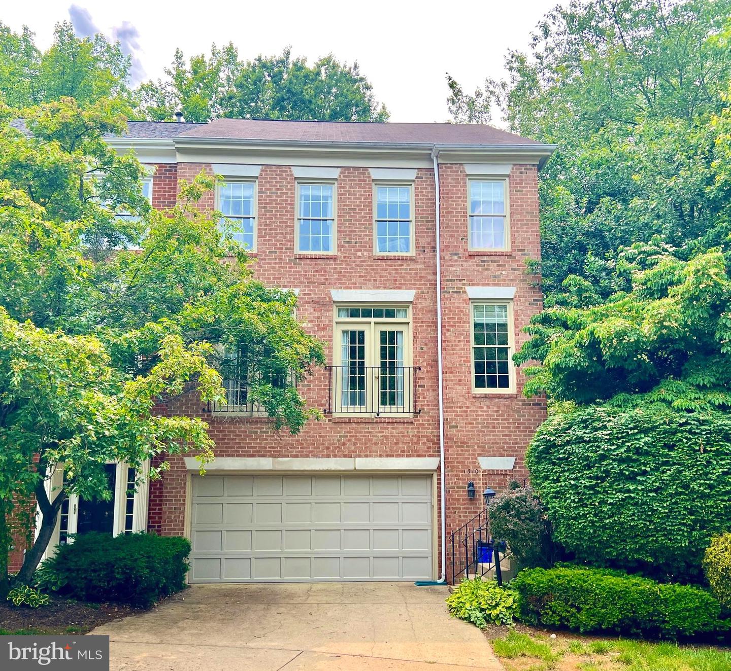 1310 SUNDIAL DR, RESTON, Virginia 20194, 3 Bedrooms Bedrooms, ,2 BathroomsBathrooms,Residential,For sale,1310 SUNDIAL DR,VAFX2244738 MLS # VAFX2244738