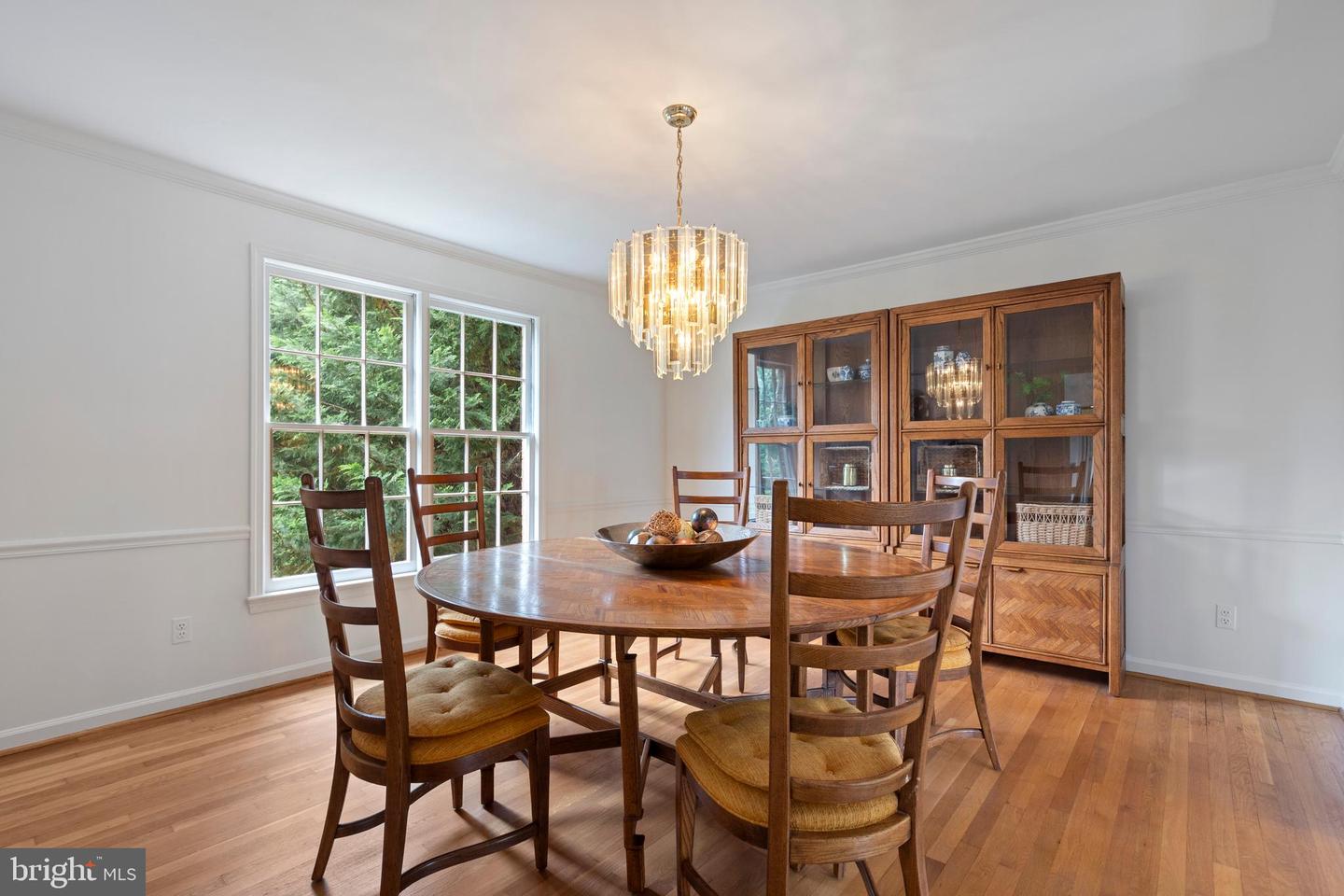 4041 27TH RD N, ARLINGTON, Virginia 22207, 5 Bedrooms Bedrooms, ,3 BathroomsBathrooms,Residential,For sale,4041 27TH RD N,VAAR2058556 MLS # VAAR2058556
