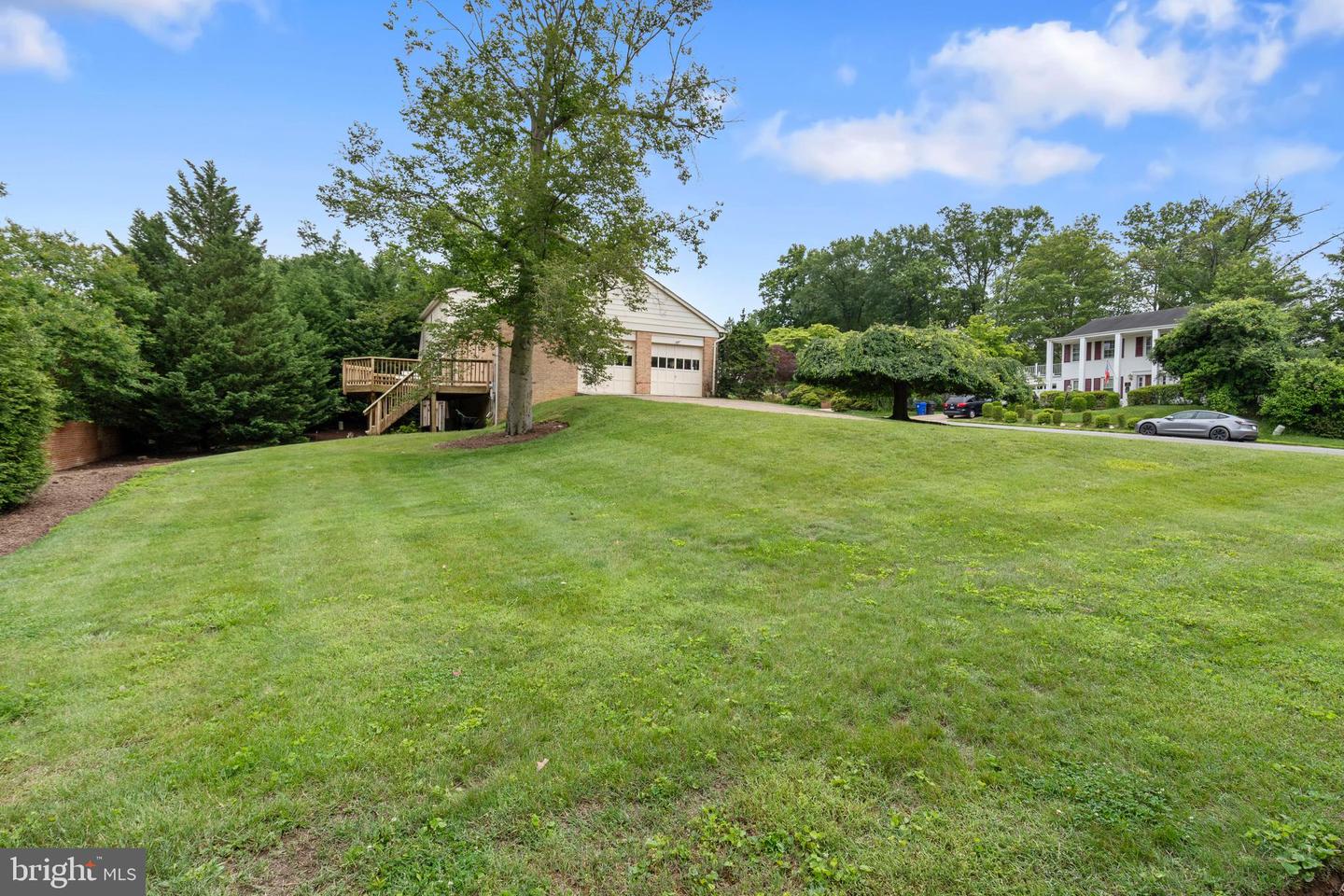 4041 27TH RD N, ARLINGTON, Virginia 22207, 5 Bedrooms Bedrooms, ,3 BathroomsBathrooms,Residential,For sale,4041 27TH RD N,VAAR2058556 MLS # VAAR2058556
