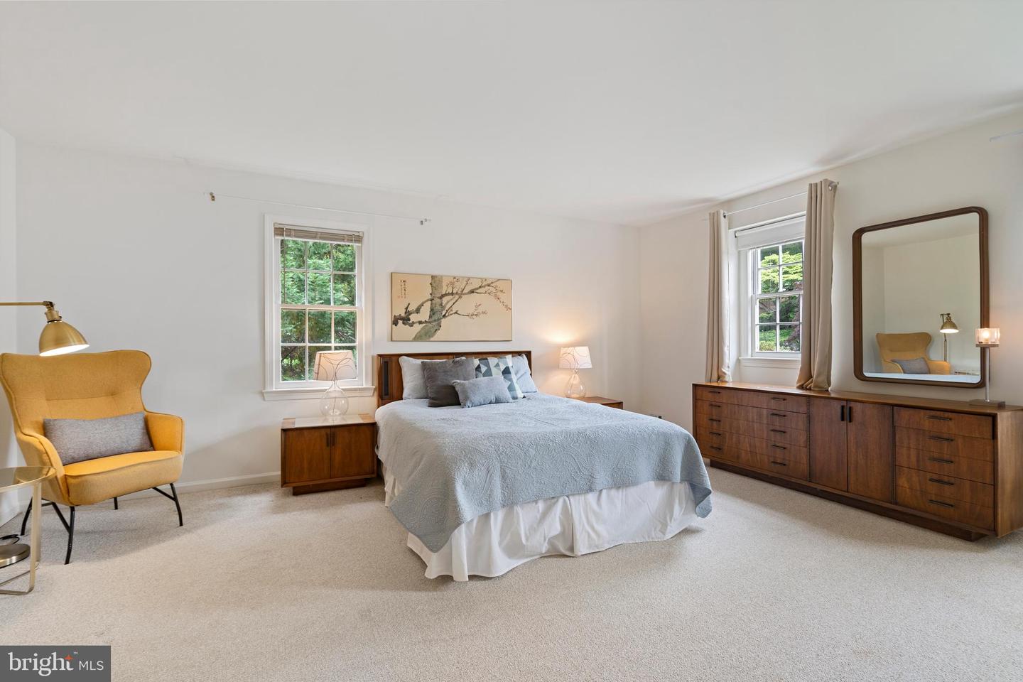4041 27TH RD N, ARLINGTON, Virginia 22207, 5 Bedrooms Bedrooms, ,3 BathroomsBathrooms,Residential,For sale,4041 27TH RD N,VAAR2058556 MLS # VAAR2058556