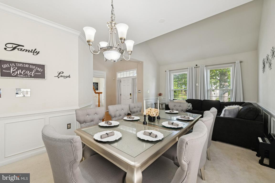 8411 WHITEHAVEN CT, LORTON, Virginia 22079, 6 Bedrooms Bedrooms, ,4 BathroomsBathrooms,Residential,For sale,8411 WHITEHAVEN CT,VAFX2244784 MLS # VAFX2244784