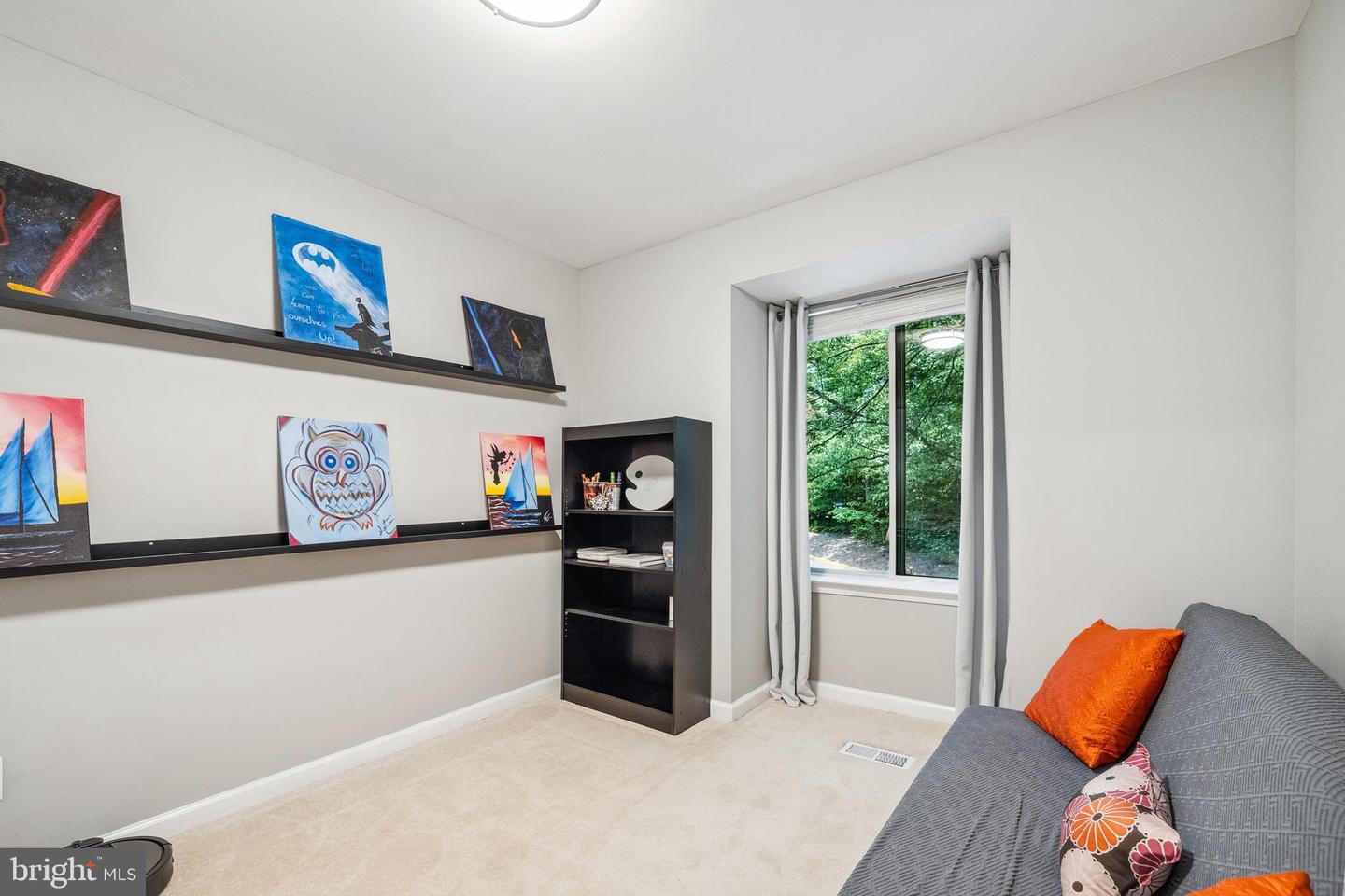6004 FORREST HOLLOW LN, SPRINGFIELD, Virginia 22152, 3 Bedrooms Bedrooms, ,3 BathroomsBathrooms,Residential,For sale,6004 FORREST HOLLOW LN,VAFX2244800 MLS # VAFX2244800