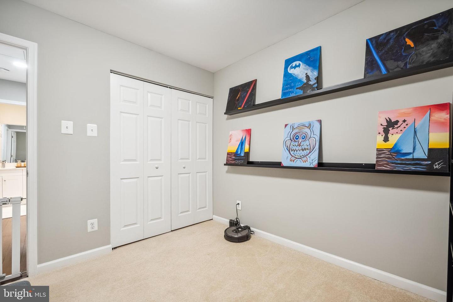 6004 FORREST HOLLOW LN, SPRINGFIELD, Virginia 22152, 3 Bedrooms Bedrooms, ,3 BathroomsBathrooms,Residential,For sale,6004 FORREST HOLLOW LN,VAFX2244800 MLS # VAFX2244800