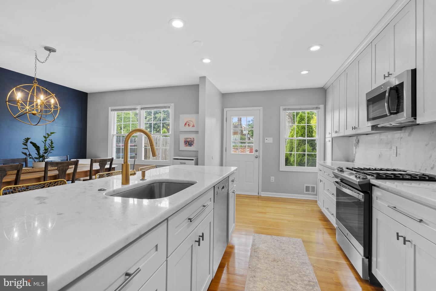 6707 MELROSE DR, MCLEAN, Virginia 22101, 4 Bedrooms Bedrooms, ,3 BathroomsBathrooms,Residential,For sale,6707 MELROSE DR,VAFX2244802 MLS # VAFX2244802