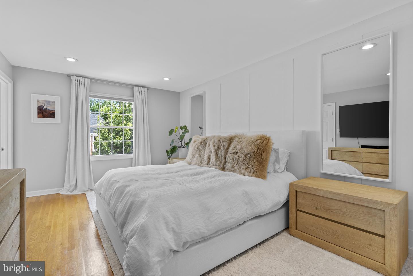 6707 MELROSE DR, MCLEAN, Virginia 22101, 4 Bedrooms Bedrooms, ,3 BathroomsBathrooms,Residential,For sale,6707 MELROSE DR,VAFX2244802 MLS # VAFX2244802