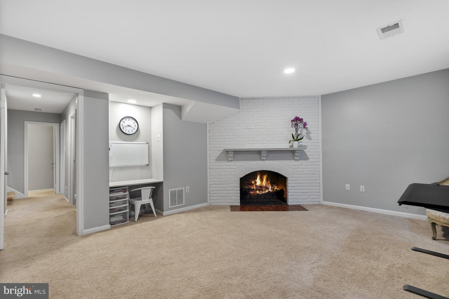 6707 MELROSE DR, MCLEAN, Virginia 22101, 4 Bedrooms Bedrooms, ,3 BathroomsBathrooms,Residential,For sale,6707 MELROSE DR,VAFX2244802 MLS # VAFX2244802