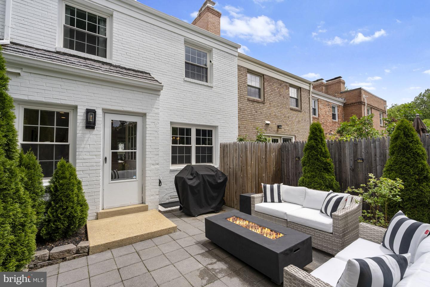 6707 MELROSE DR, MCLEAN, Virginia 22101, 4 Bedrooms Bedrooms, ,3 BathroomsBathrooms,Residential,For sale,6707 MELROSE DR,VAFX2244802 MLS # VAFX2244802